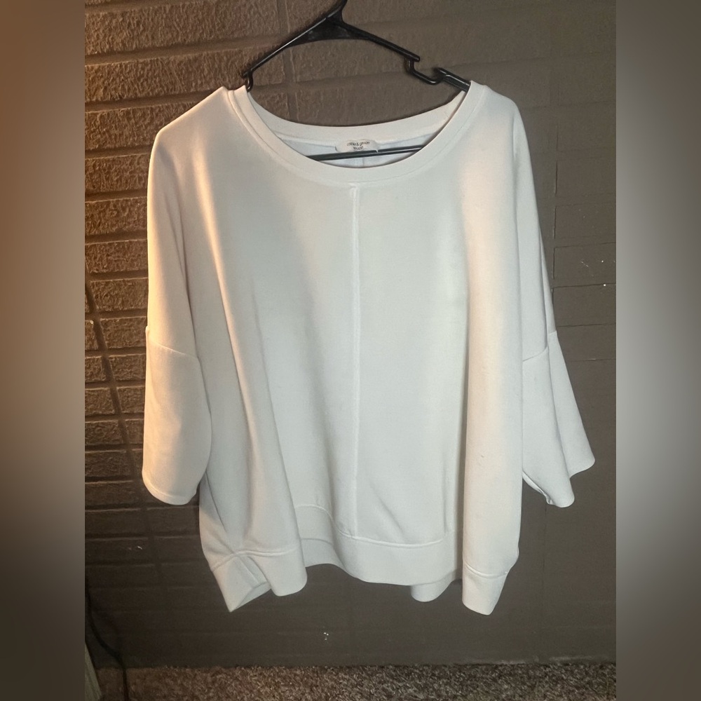 Cable & Gauge Studio Cream Top